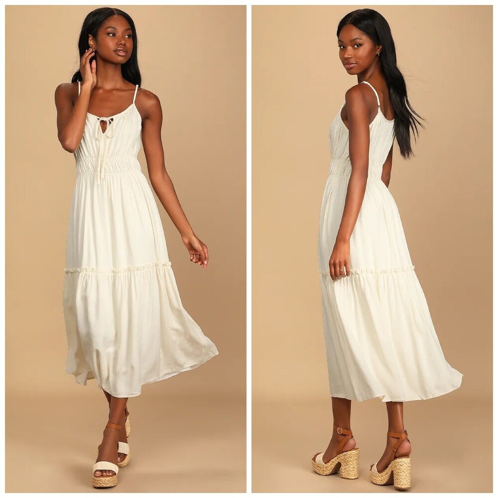 NWT Lulu's Rejoice Cream Subtle Dot Patter. Tiered Sleeveless Maxi Dress Size L